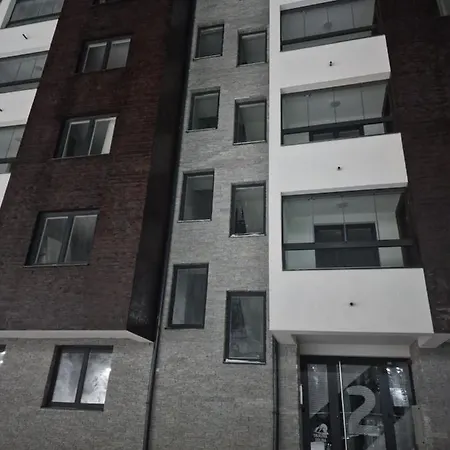 Apartman Woods - Na Stazi, Ski-to-door *