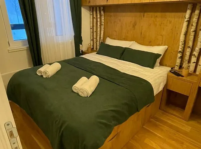 Apartman Woods - Na Stazi, Ski-to-door Jahorina